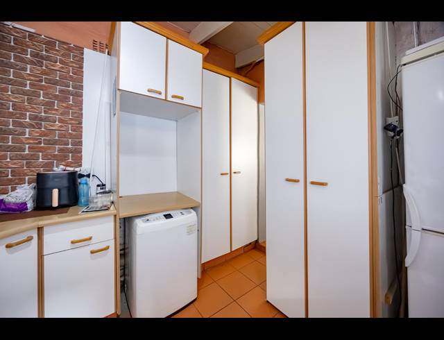 BEDROOM HOUSE FOR SALE IN WESTVILLE